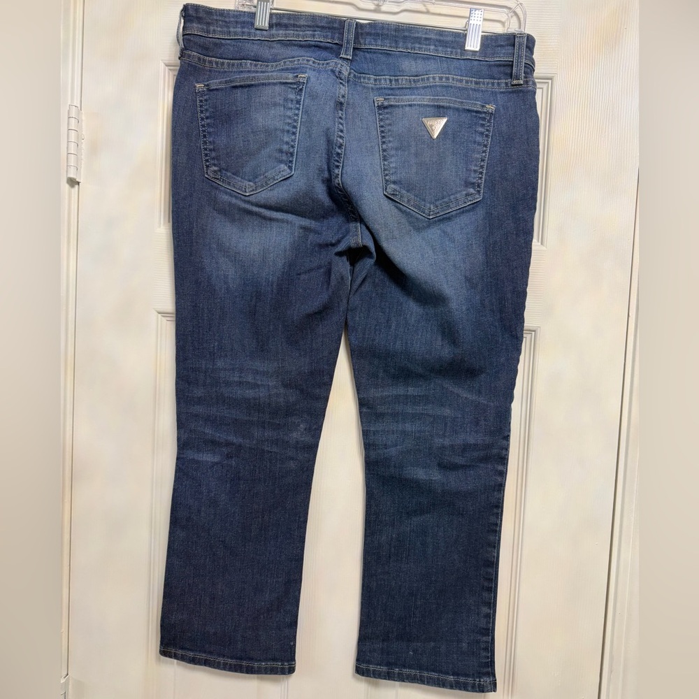 GUESS Medium Rise Skinny “Sarah” Fit Distressed Capri Jeans - Picture 2 of 5